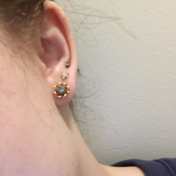 ❄️BLUE AND GOLDEN STUD EARRINGS❄️ - Picture 2 of 2